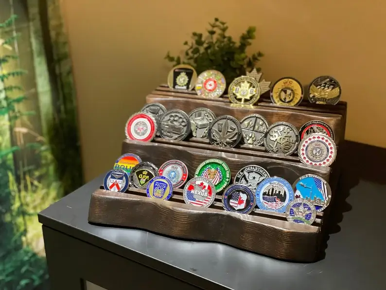 How to Choose a Challenge Coin Display 5